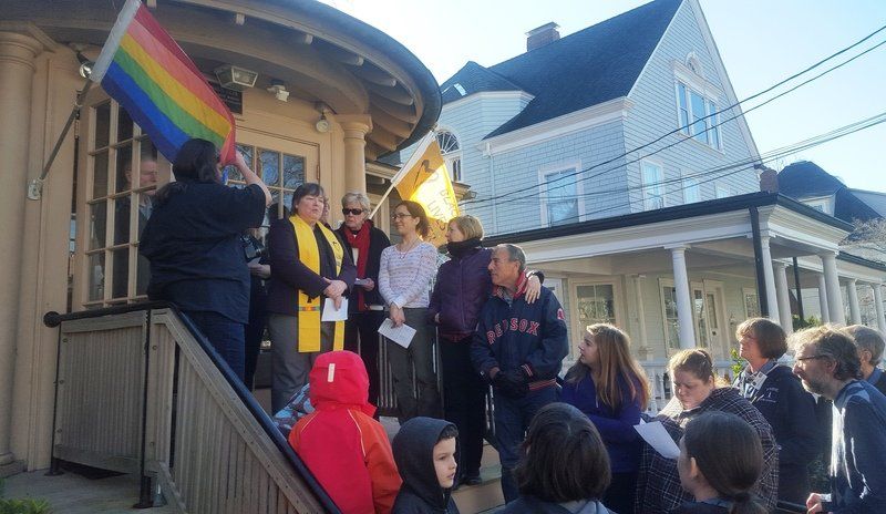 Local congregation displays "Black Lives Matter" flag